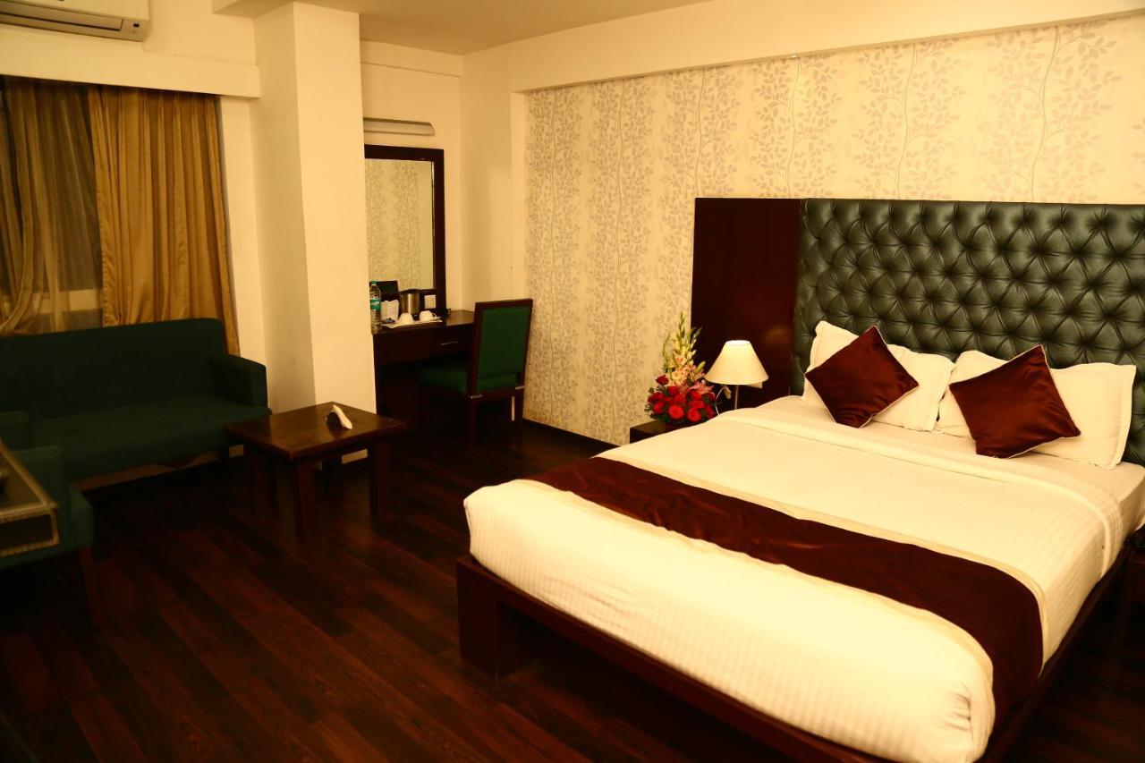 Comfy Business Hotel Bangalore Exteriör bild